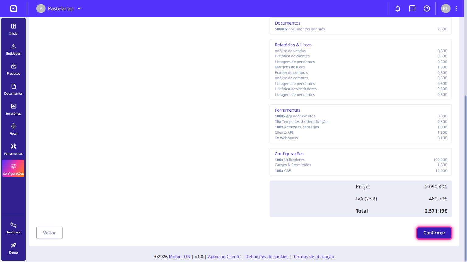 Resumo da compra por Referência Multibanco com o botão Confirmar em destaque