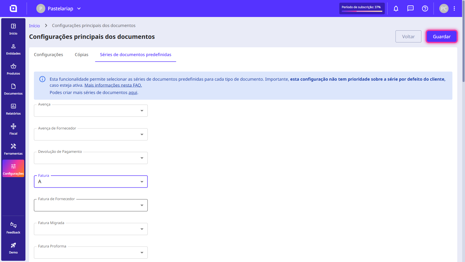 Botão Guardar destacado no canto superior direito das configurações principais dos documentos