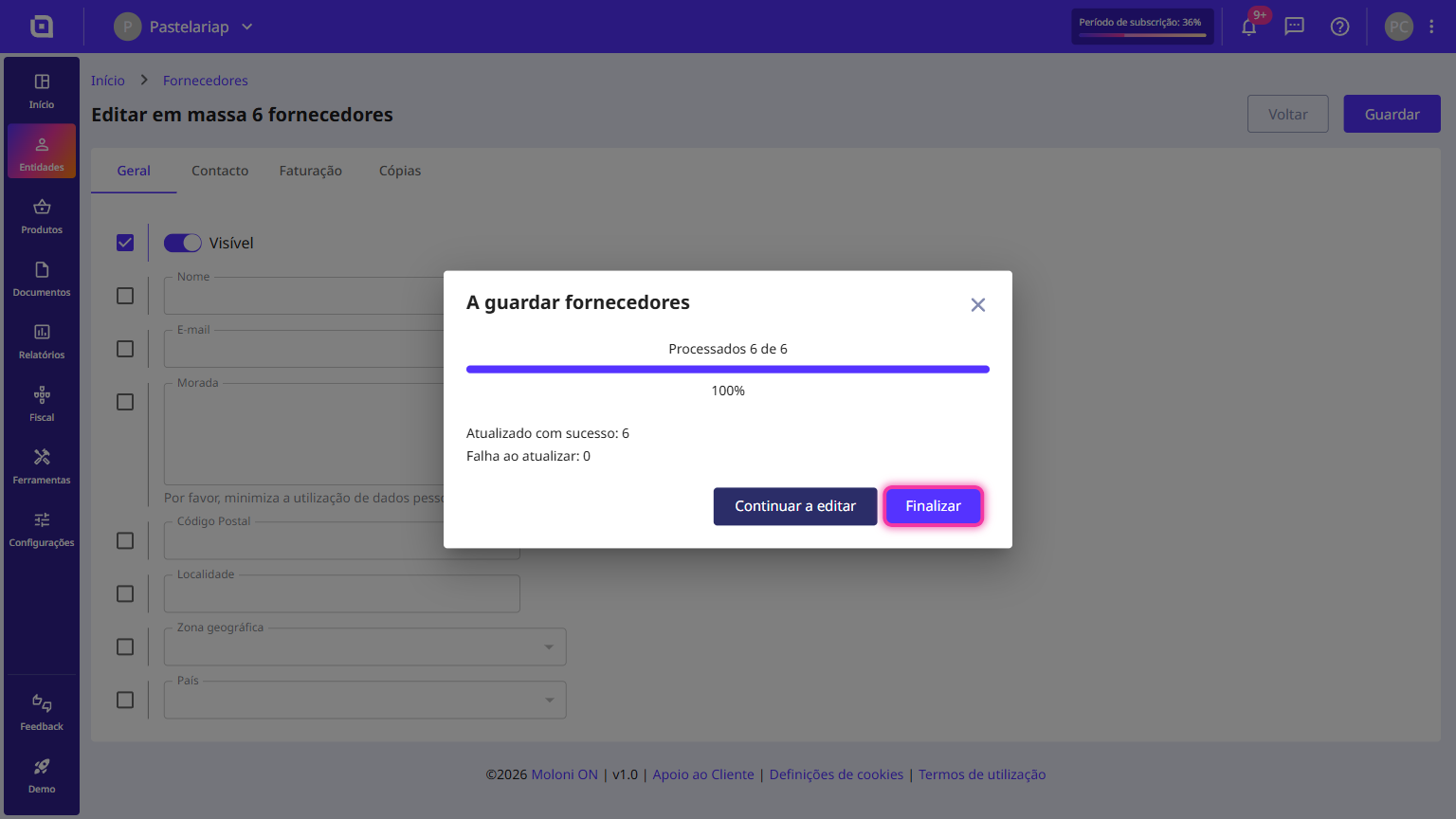 Janela da edição em massa concluída, com 7 fornecedores atualizados e o botão Finalizar destacado.